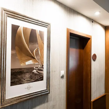 Club Regatta Cseng Ho Apartman 아파트 *