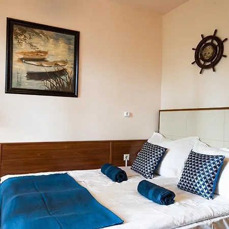Club Regatta Cseng Ho Apartman 아파트 *